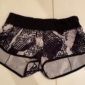Lululemon speed up short